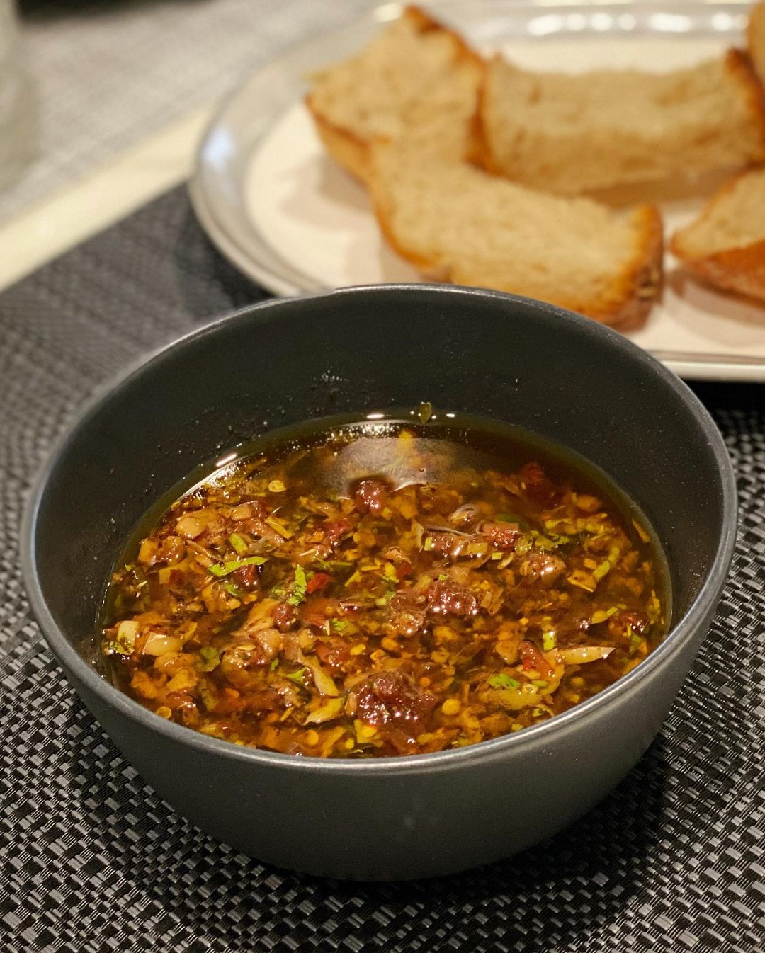 Chunky Bread Dipping Oil