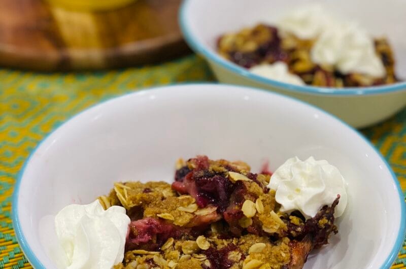 Strawberry & Almond Crumble