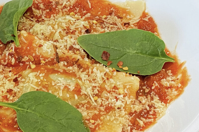 Ricotta & Spinach Ravioli in Tomato Sauce