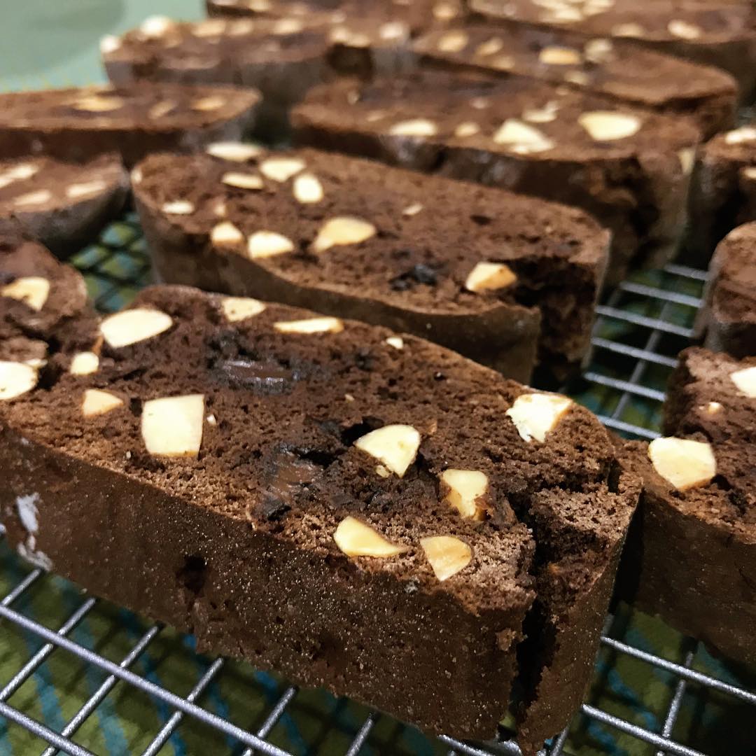 Almond & Chocolate Chip Biscotti